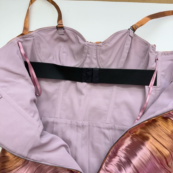 Burberry Prorsum Runway Metallic Lamé Pleated Bustier Dress Bodycon IT 42 / US 8 - Picture 7 of 15